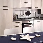 Paradise 5 Terre Blue 아파트