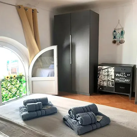 Paradise 5 Terre Blue Апартаменты *